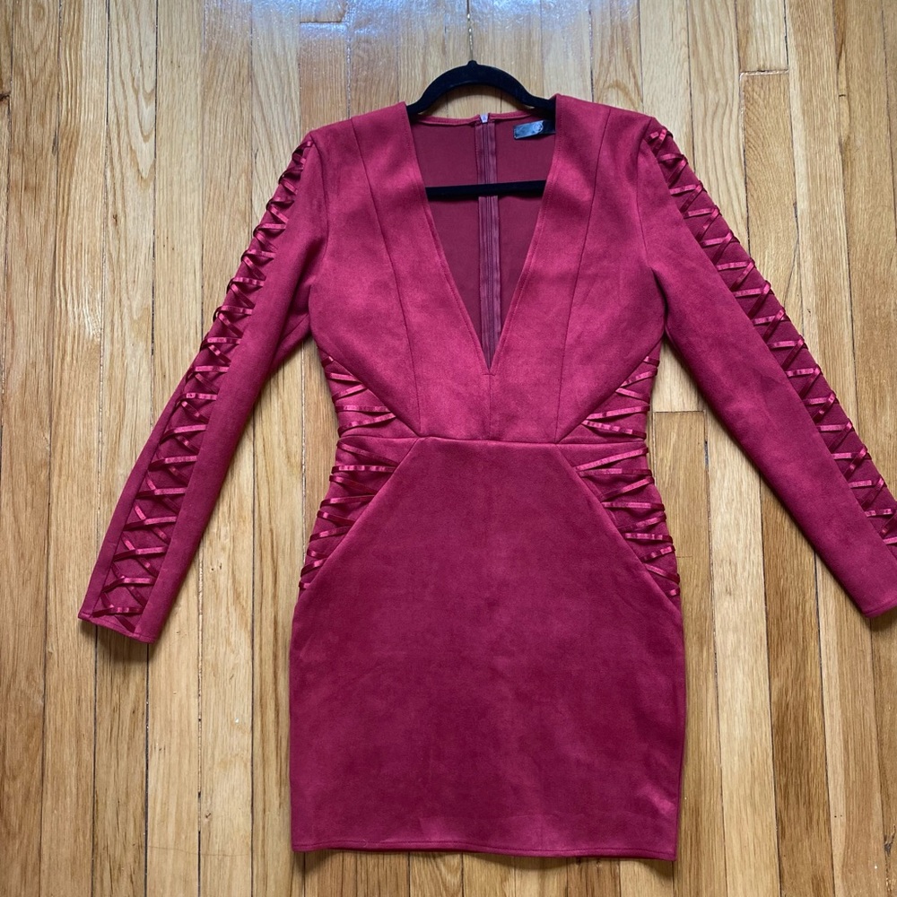 Brand new burgundy colored dress! Never been worn !